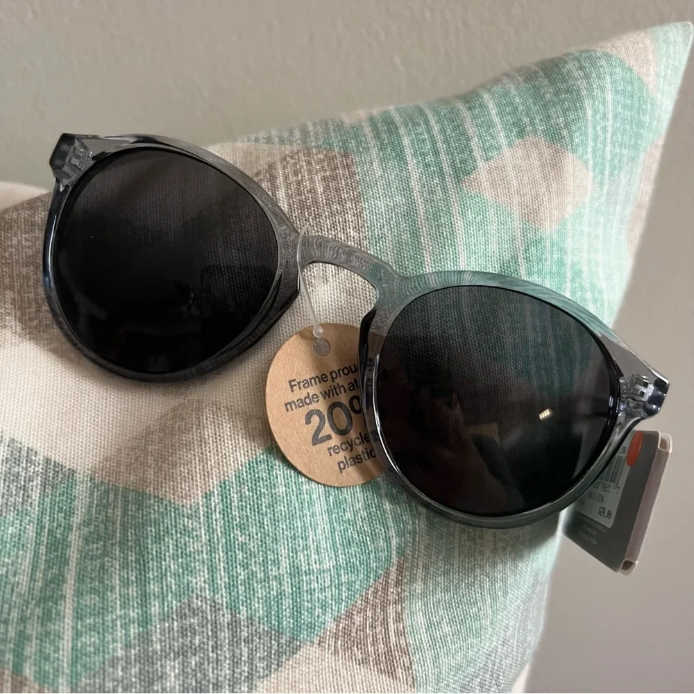 #19 Falls Creek Kids Stylish Gray Round Sunglasses